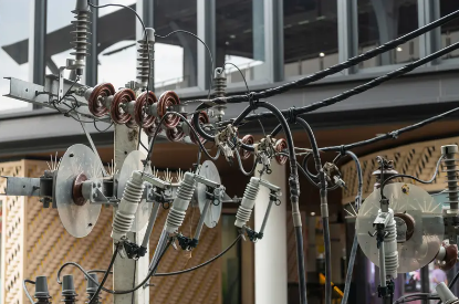 كيف تعزل الصمامات المتسربة الأخطاء في أجزاء من الثانية لحماية أجهزتك الحيوية